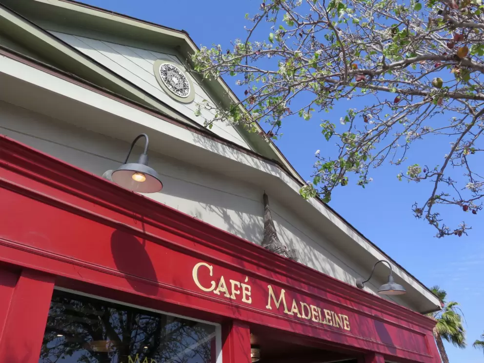 Cafe Madeleine is an adorable place!