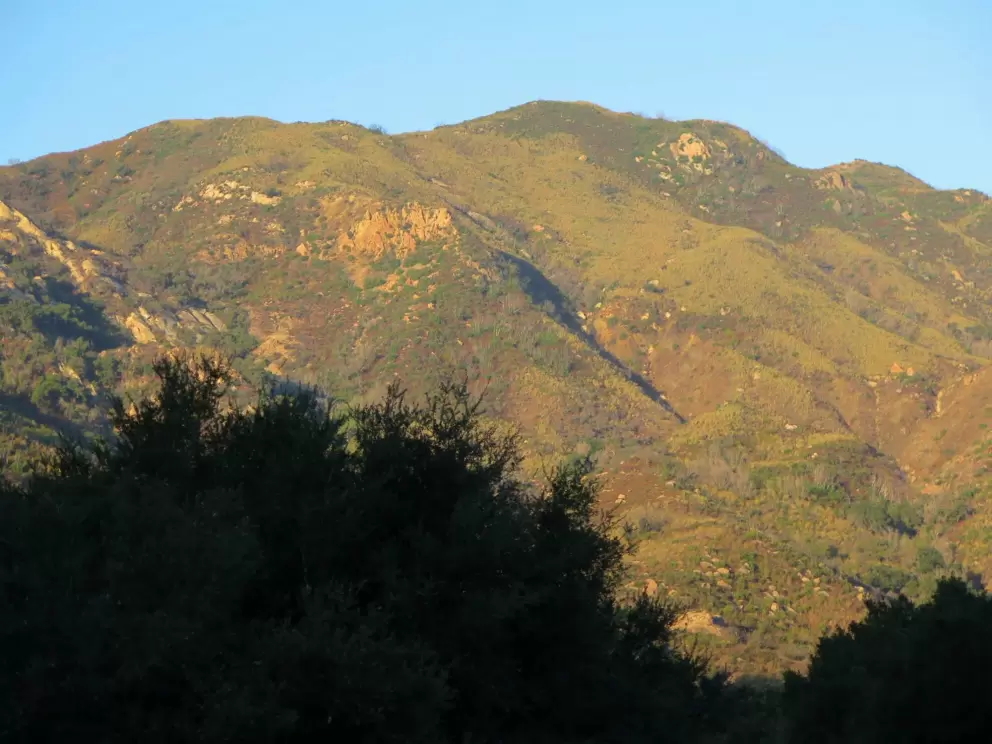 It's a beautiful drive on Malibu Canyon or Las Virgenes Rd to get here. 