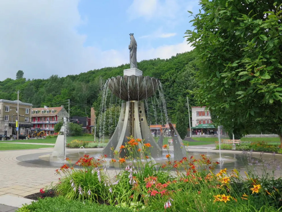 Fountain. 