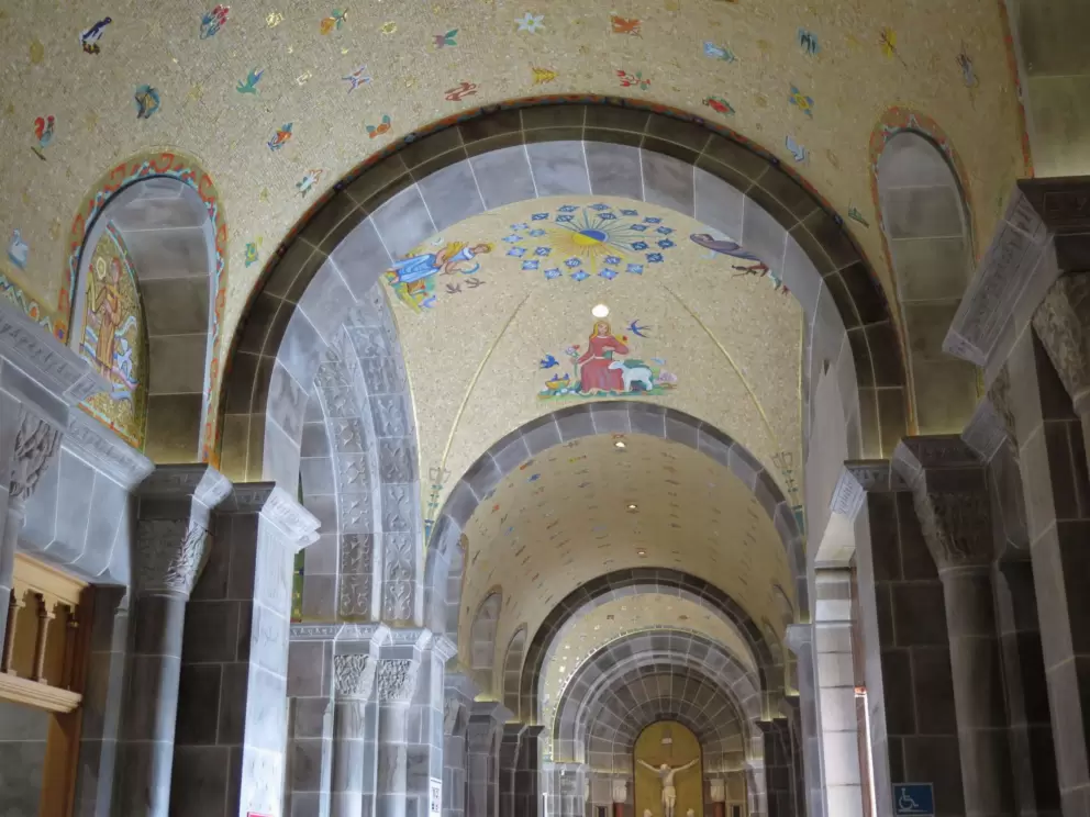 The foyer with its yellow tiled ceiling.
