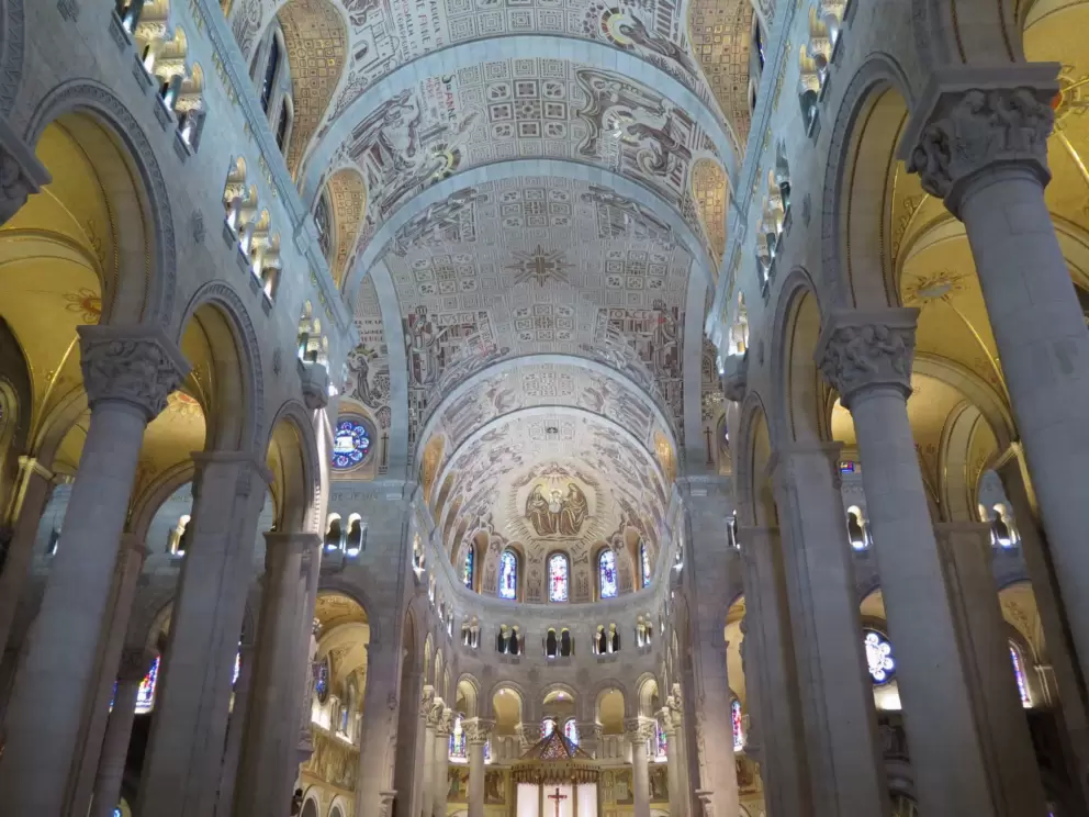 Looking toward the altar.