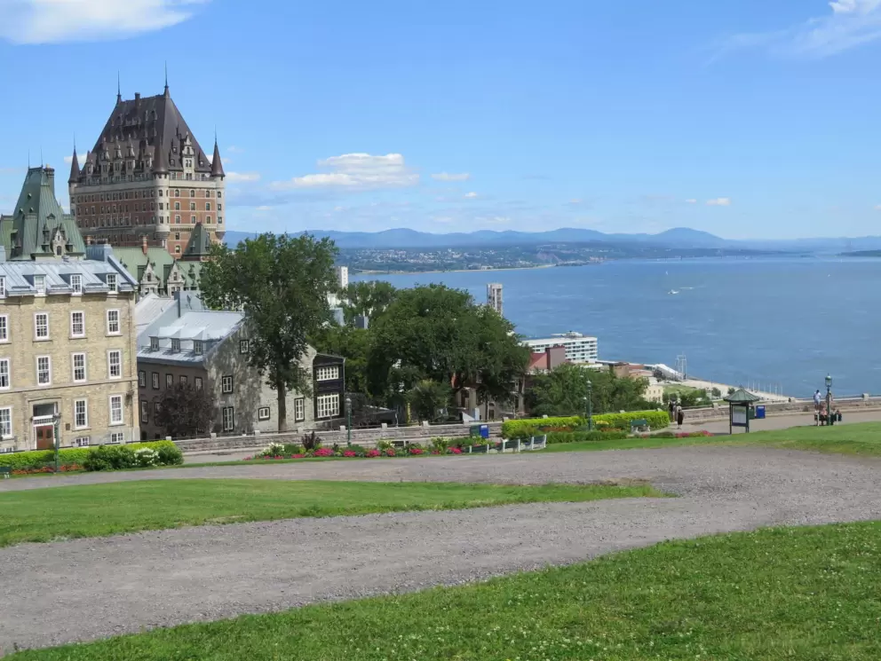 Views of the chateau and blue river.