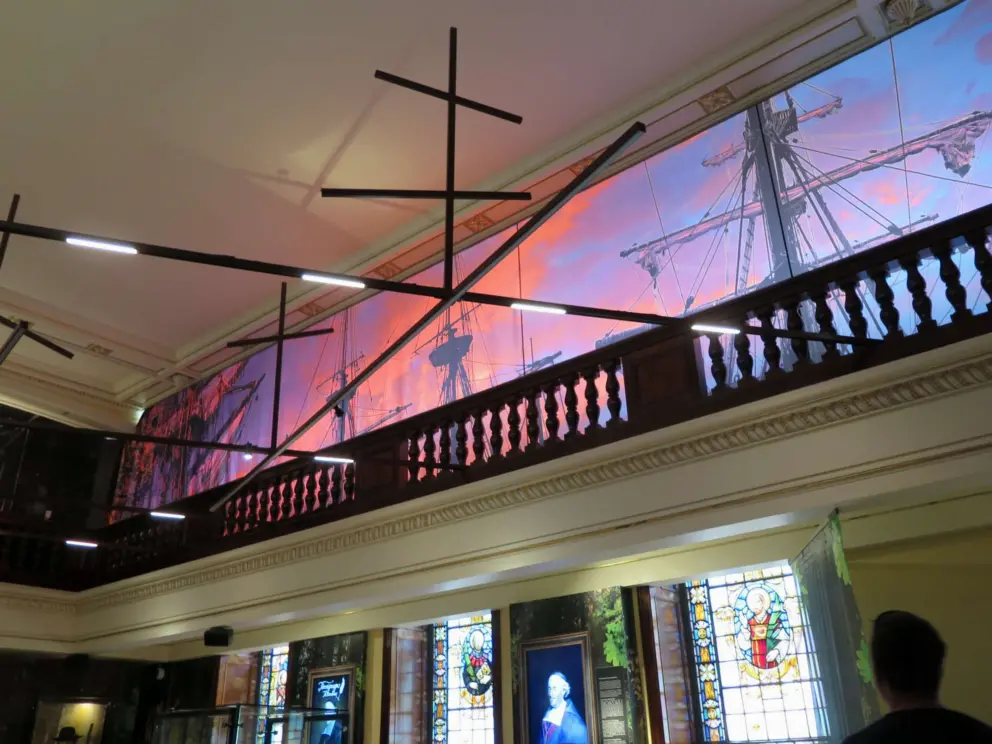 Since the French came by ship to Canada, there are many maritime decorations in the churches. 