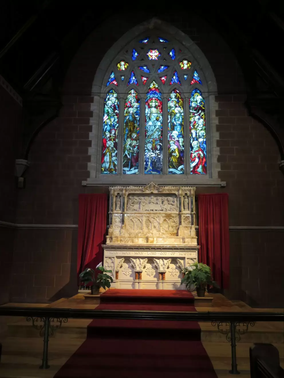 Bibliotheque Claire-Martin has colorful stained glass. 