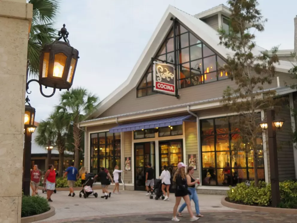 Disney Springs waterfront restaurants