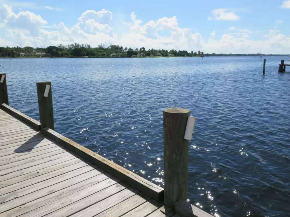 Sparkling water and wide open intracoastal. 