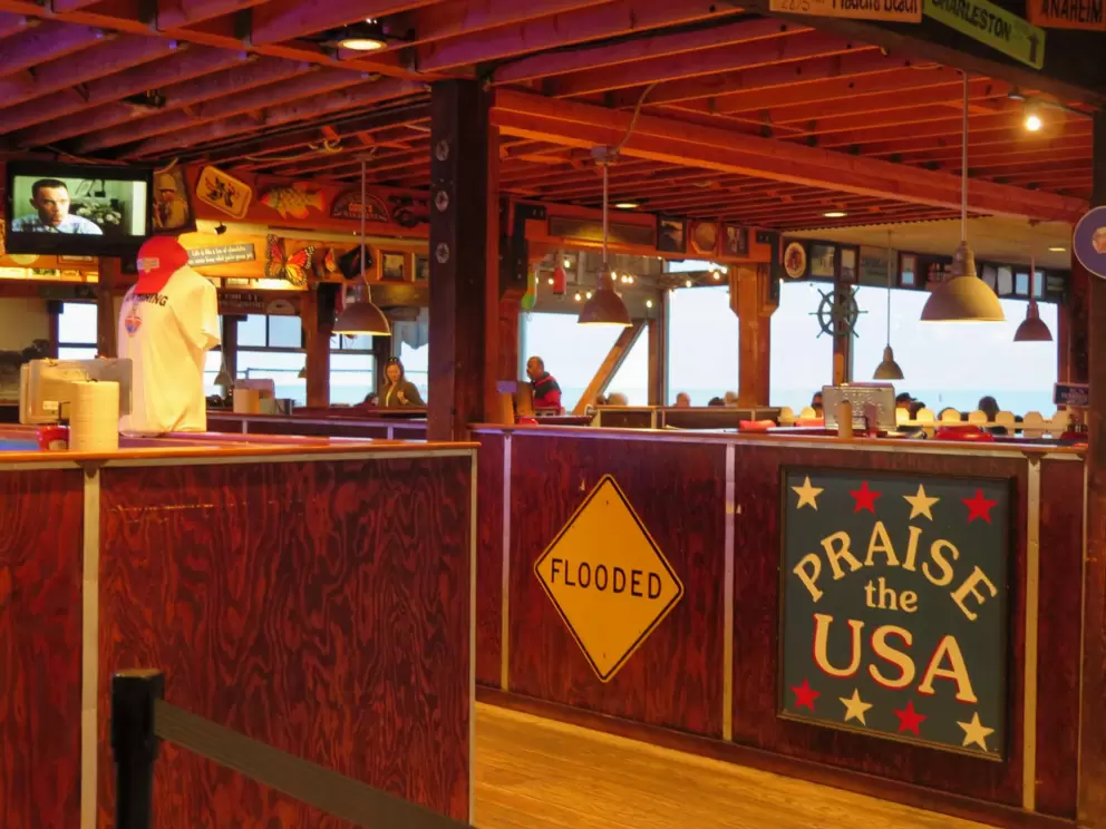 Entrance to Bubba Gump Shrimp Company. 