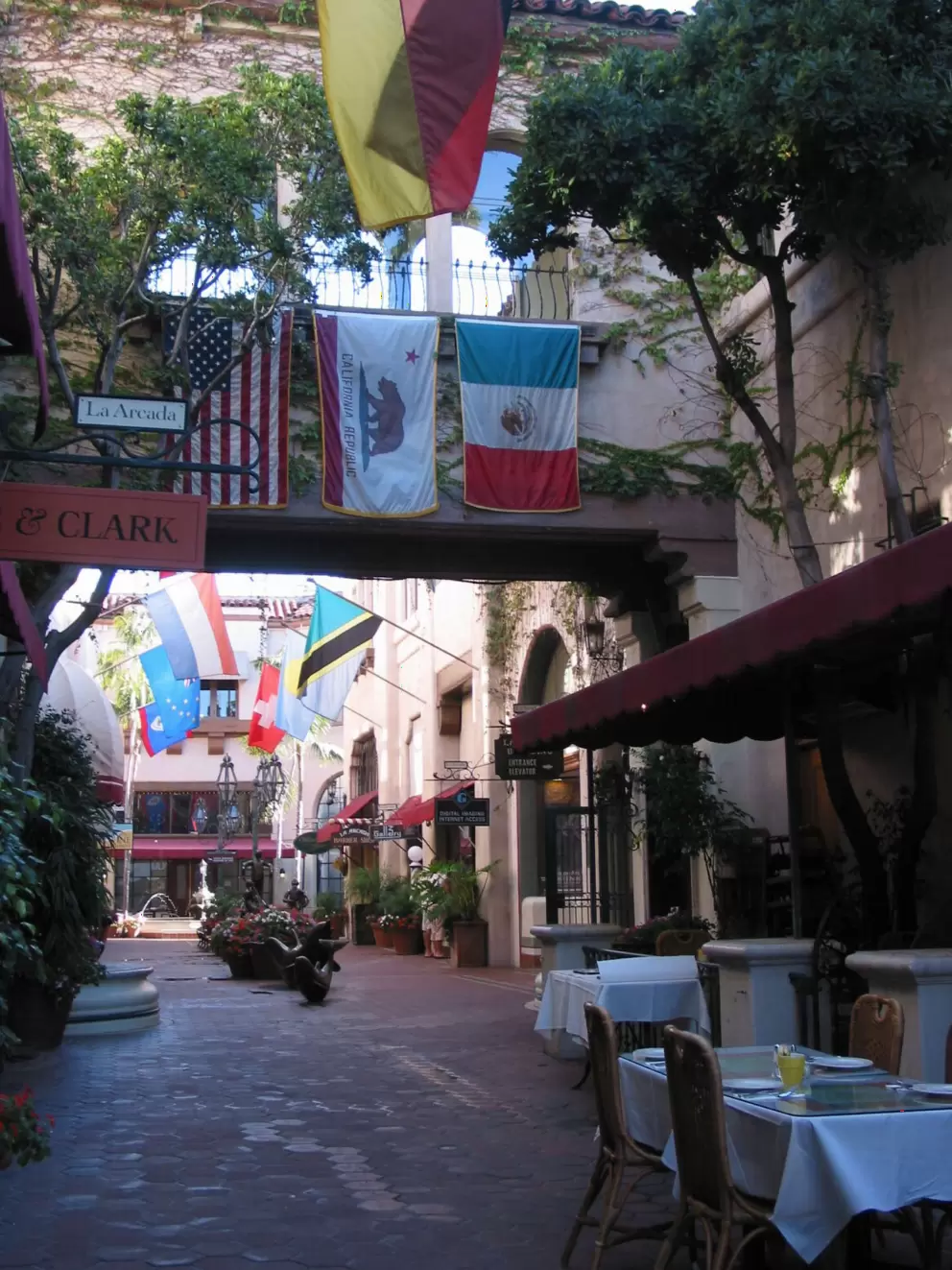 Beautiful La Arcada.