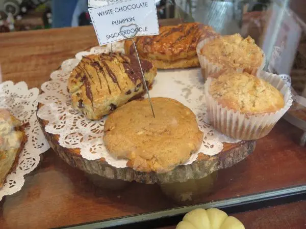 Cookie, scones, and cupcakes. 