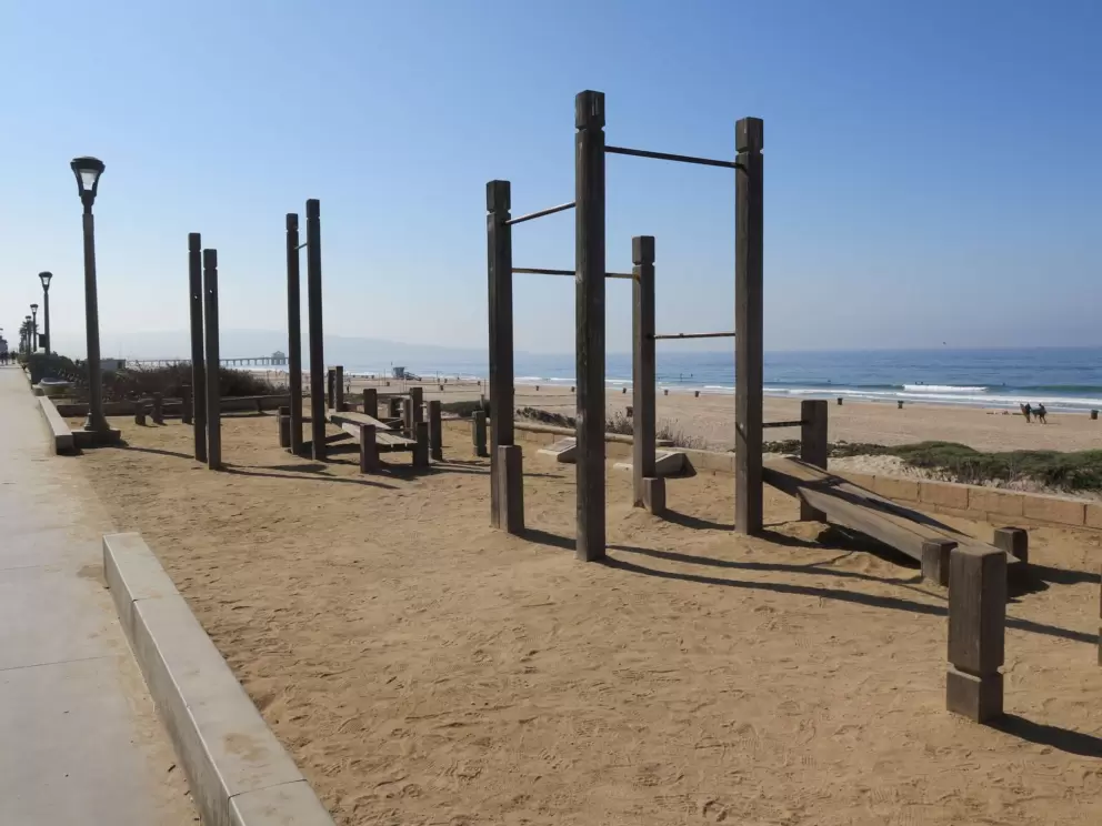 Workout stations. 