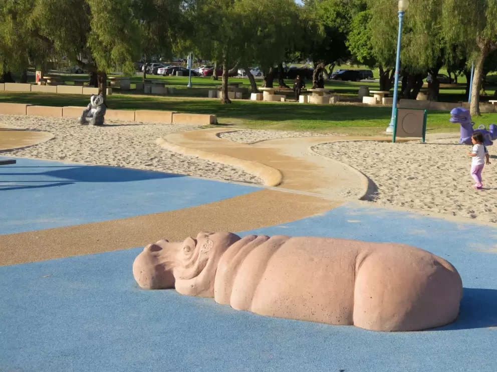 Hippo sculpture to climb on!