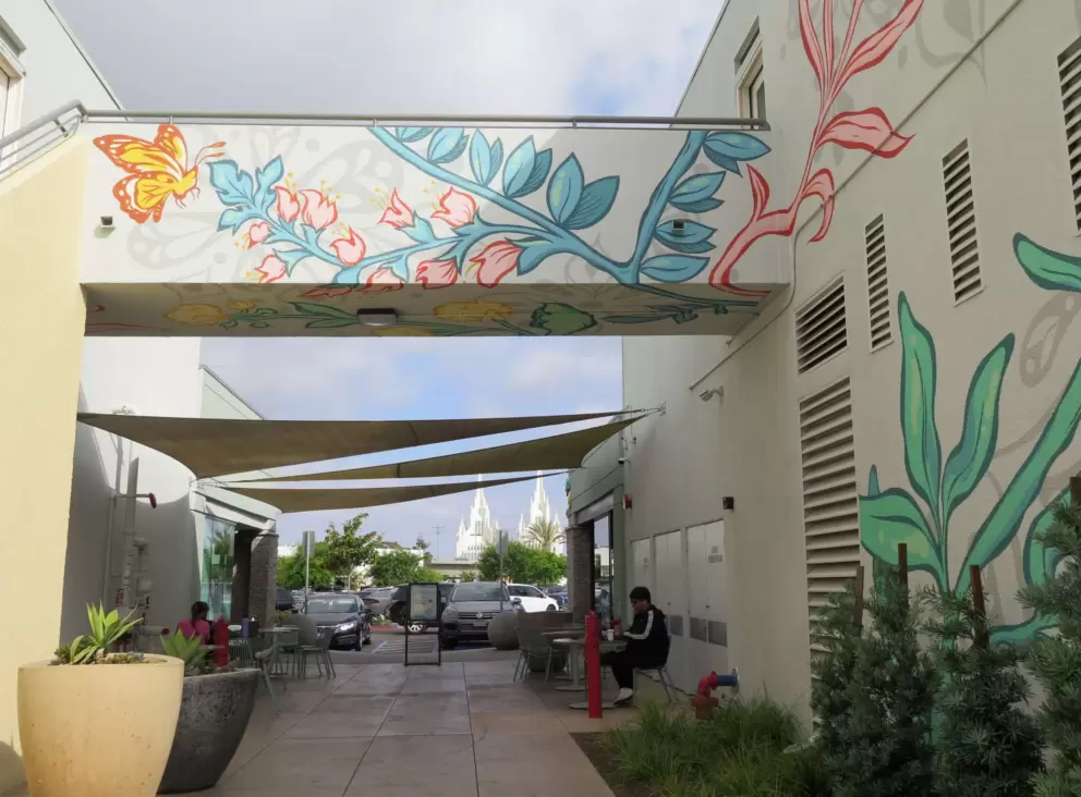 Colorful murals. 
