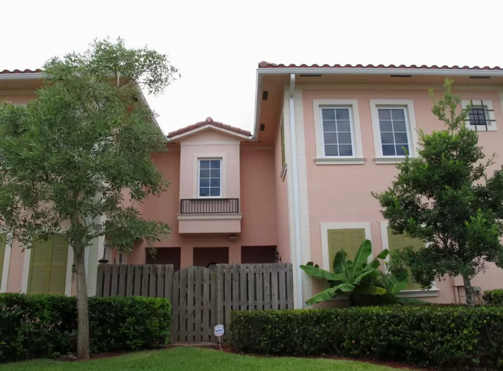 Architectural details at Canterbury Place neighborhood. 