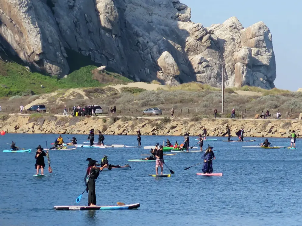 Witches paddling, and the rock. 