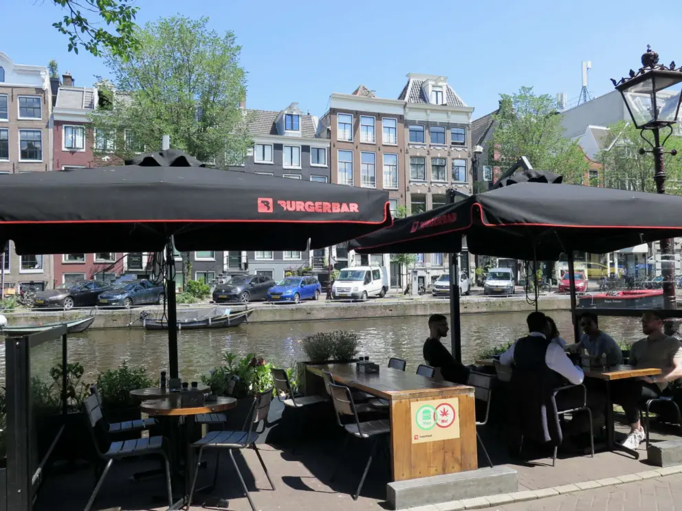 Burgerbar, on a canal near Rijksmuseum. 
