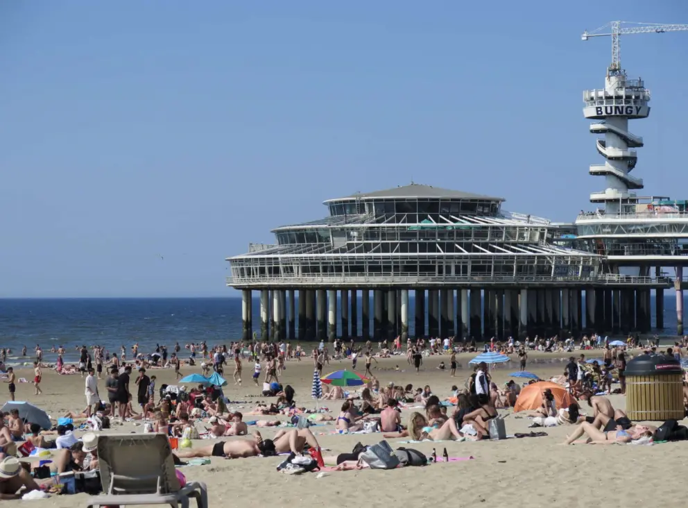 The pier and bungee jumping tower. 
