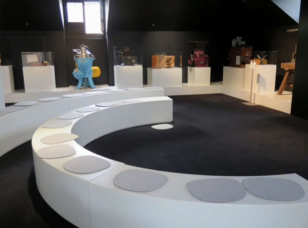 A room in the museum. 