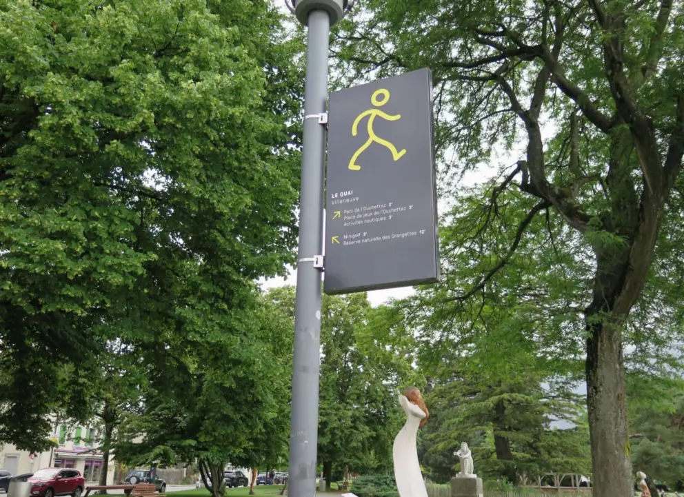 A funny sign. 