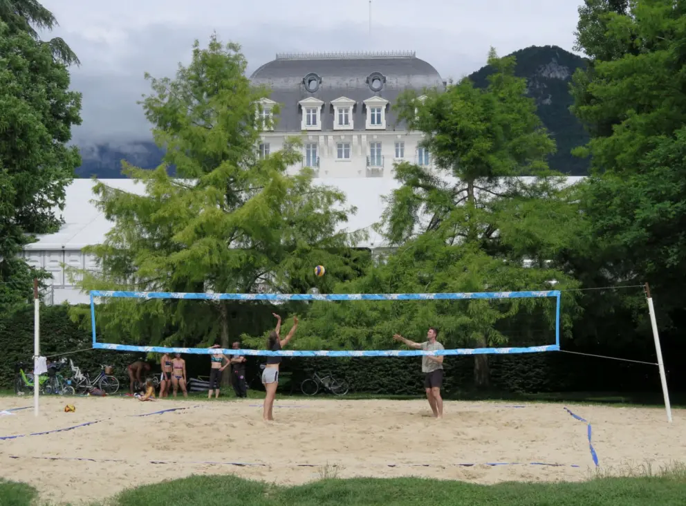 Volleyball court and Imperial Palace, which was built in 1913 in Belle Epoque style. 