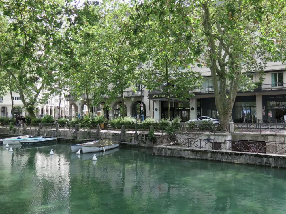 Hotel and stores along the magical canal. 