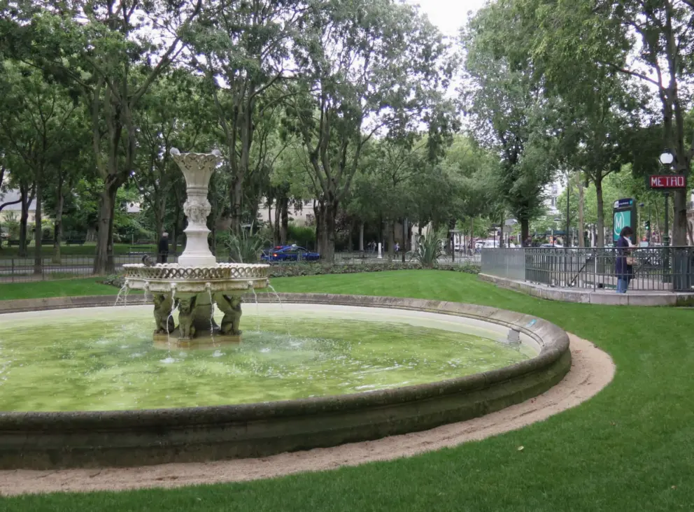 The tranquil metro station near Musee Rodin, called La Tour-Maubourg. 