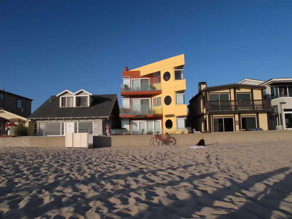 A wide array of architectural styles, along the boardwalk at Redondo Beach.
