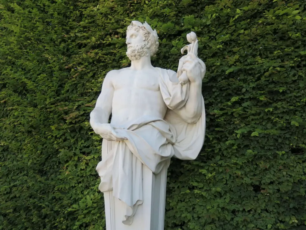 Sculpture of Ulysses in the garden. 