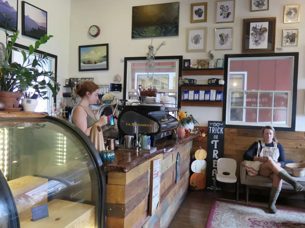 Waimea Coffee Company is a cute place, at Parker Square. 