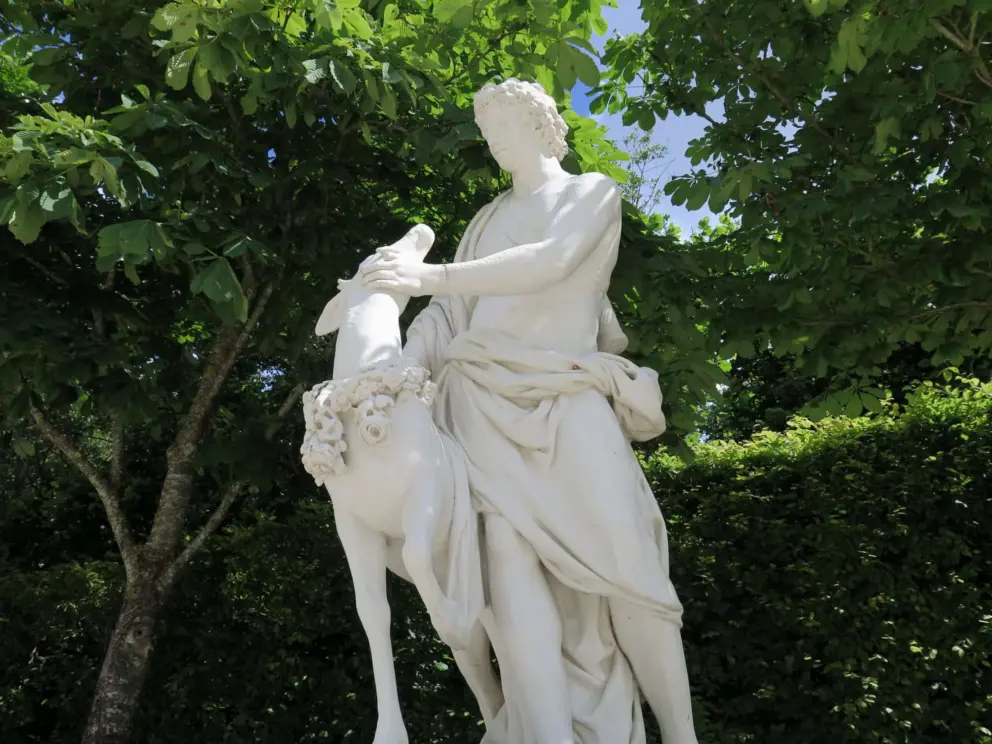 Statue of a boy with a fawn. 