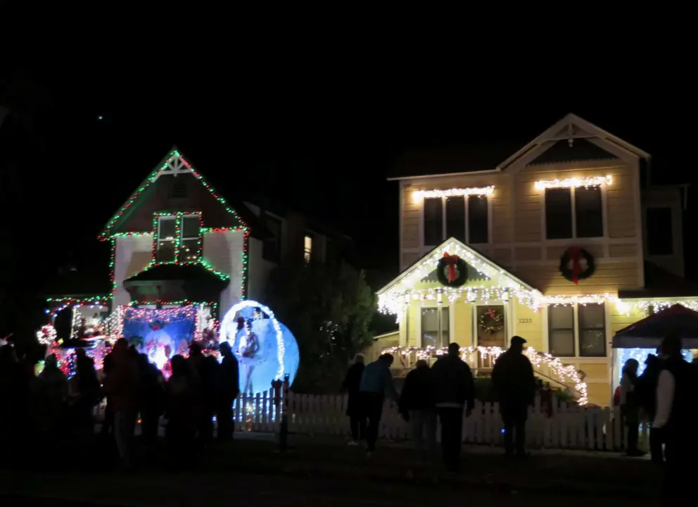 Vine Street Christmas Victorian Showcase event- people strolling along the closed street. 