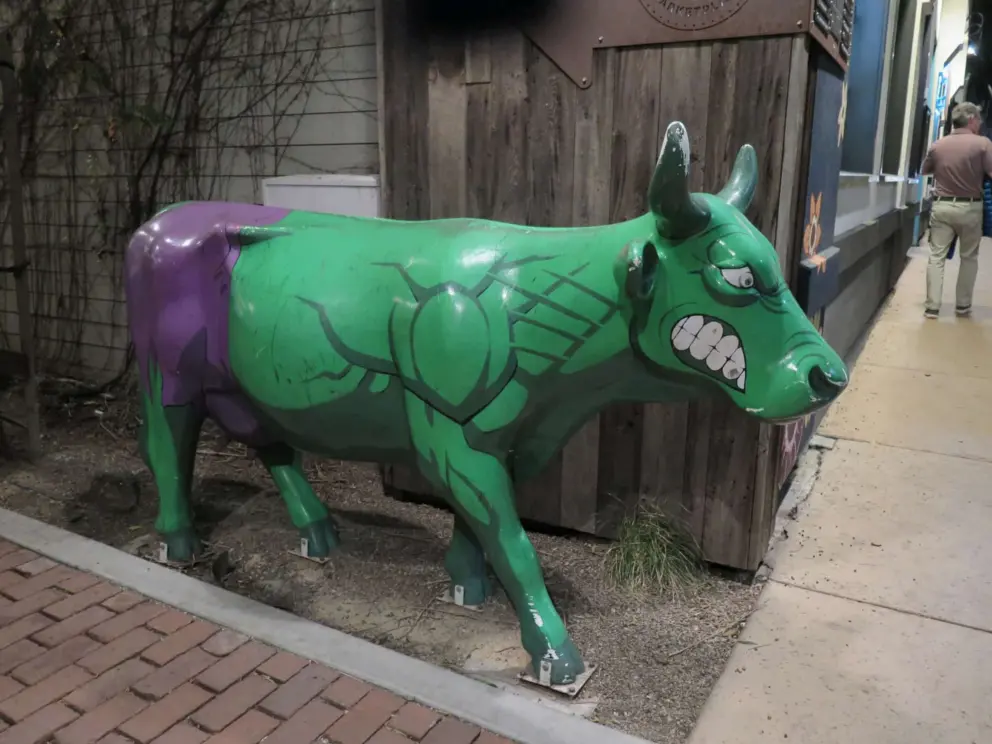 The green cow at the entrance!
