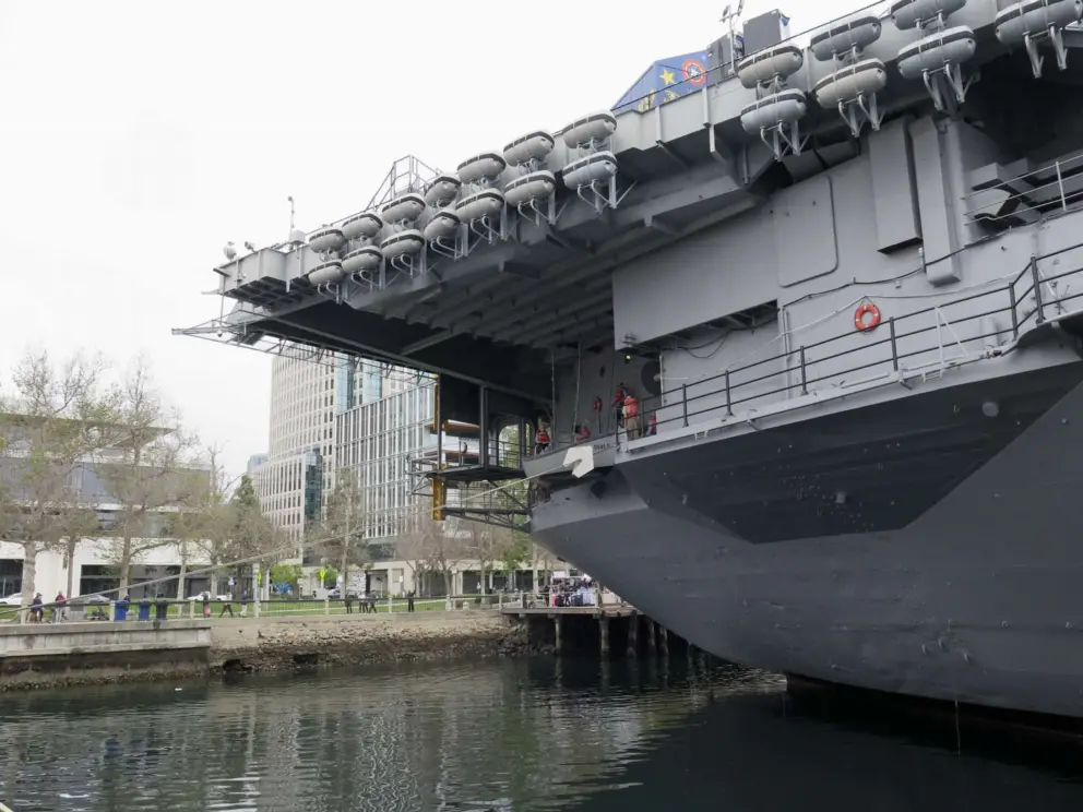 The size of the carrier is impressive. 