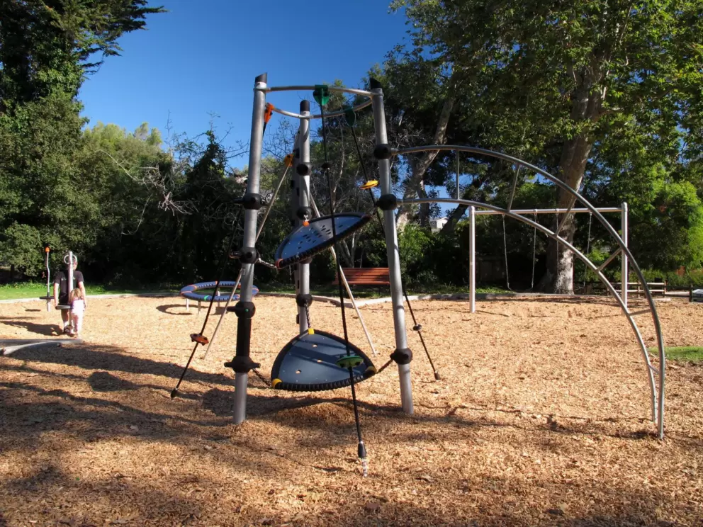 Interesting climbing structure.