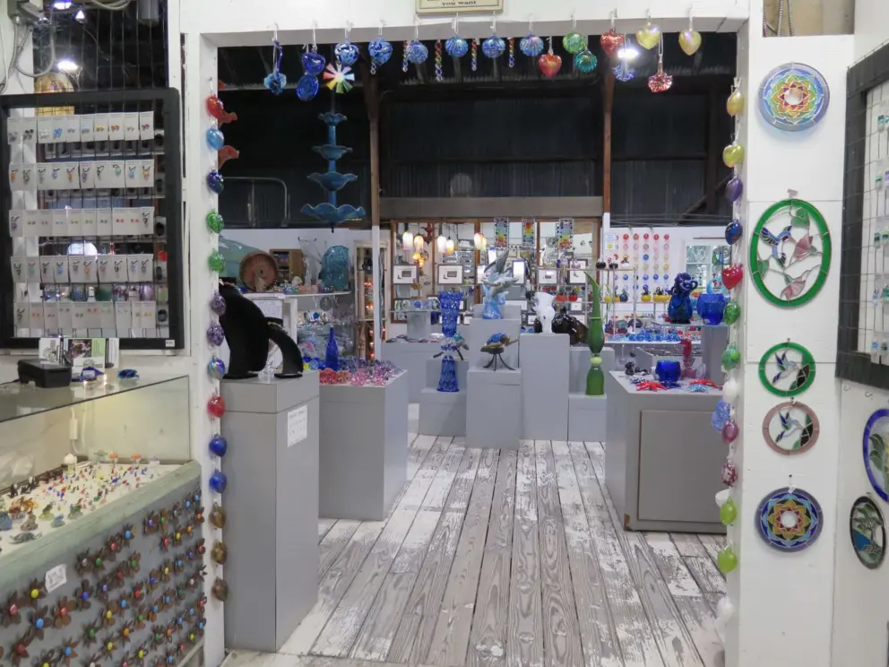 The glassworks shop is wonderful!