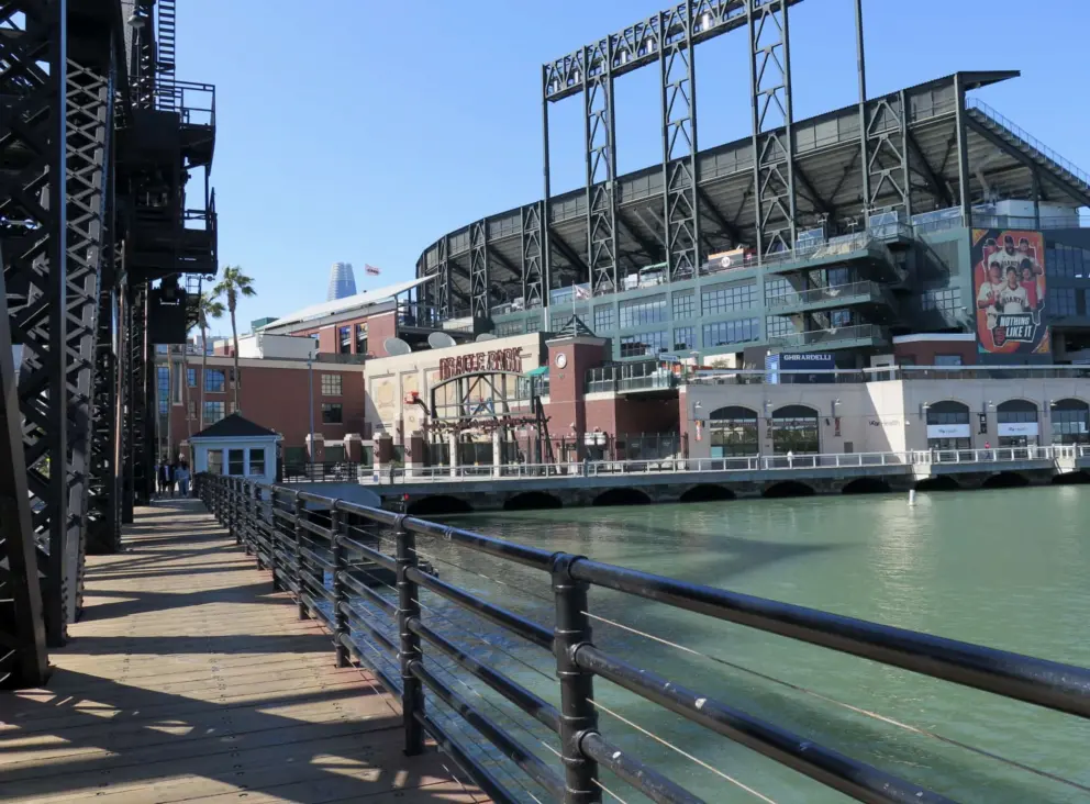 Crossing 3rd Street Bridge, to get to Oracle Park Stadium and its waterfront path that leads to Embarcadero. The lovely color of the water!