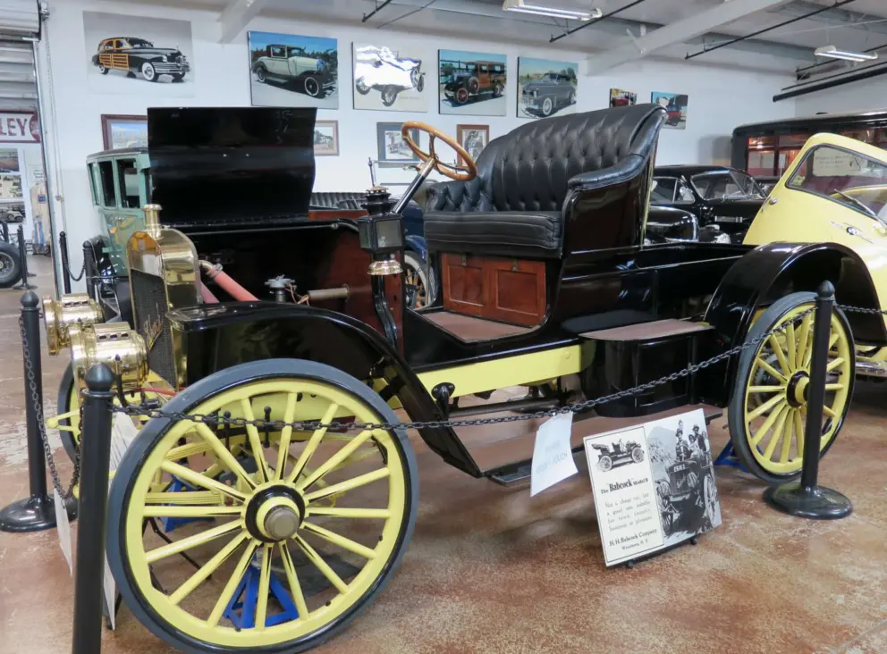 Babcock Model B. "Not a cheap car, but a good one, suitable for town, country, business, or pleasure."