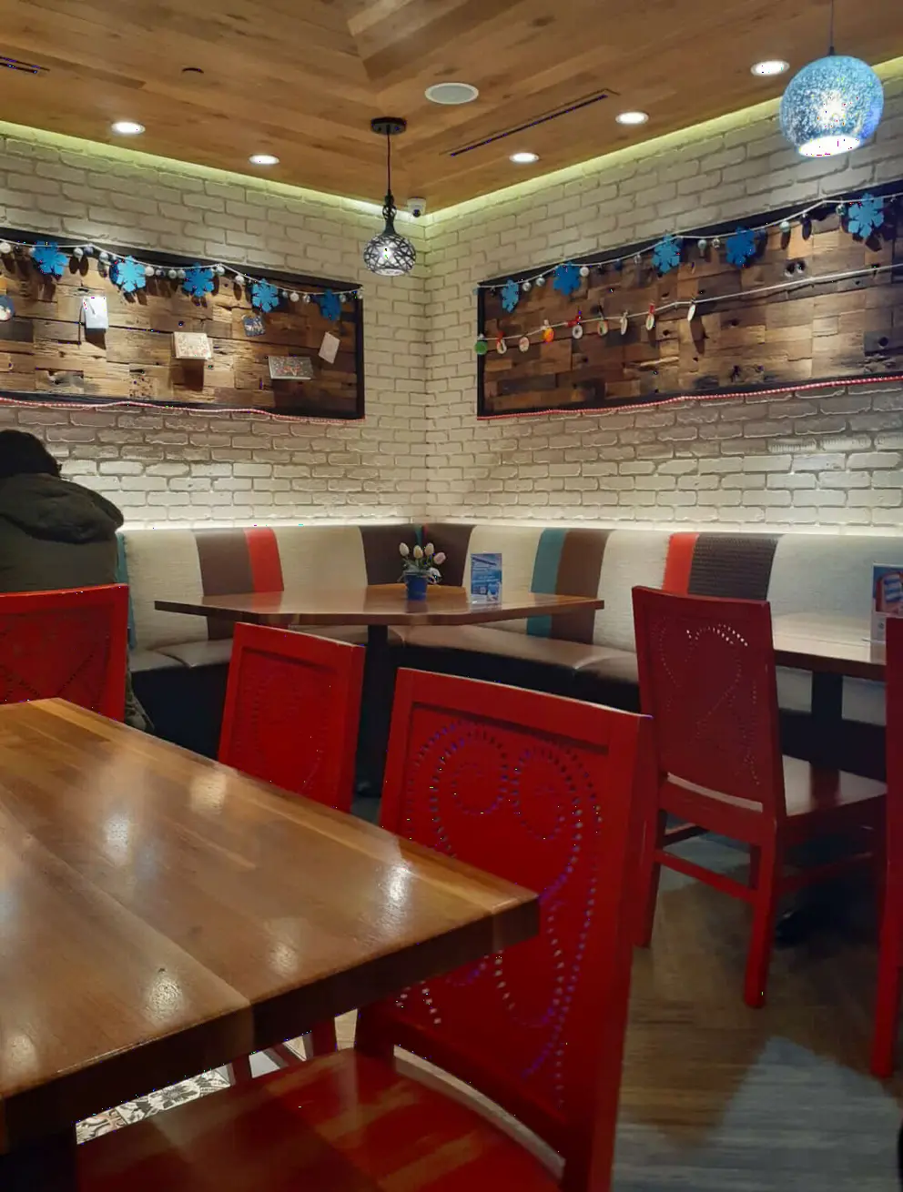 Inside Luna Grill, across the street from La Cumbre Mall. 