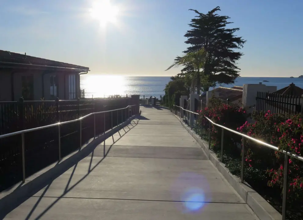 Path from the street to the park. 