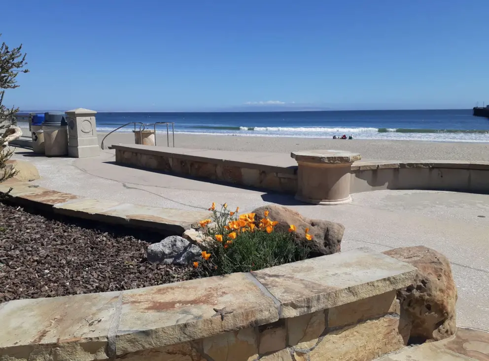 Front Street is right above the beach!
