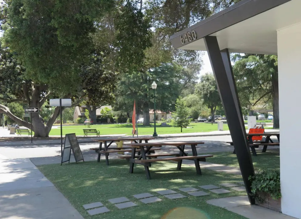 The view of the sunken gardens from Amstrdm Coffee. 