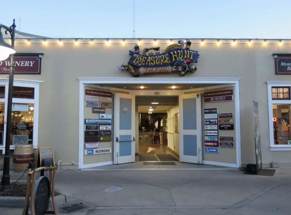 The entrance to Treasure Hunt: The Ride. 