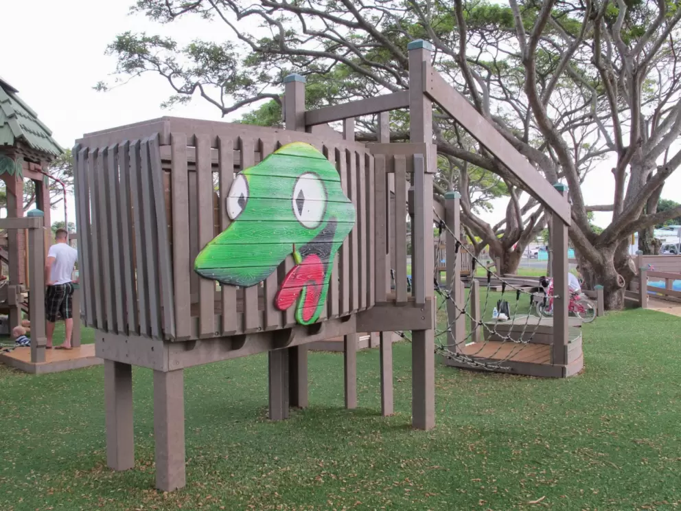 Funny-looking lizard guy.