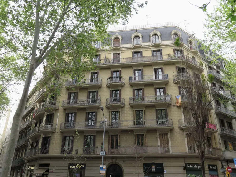 Handsome building on Rambla del Poblenou.