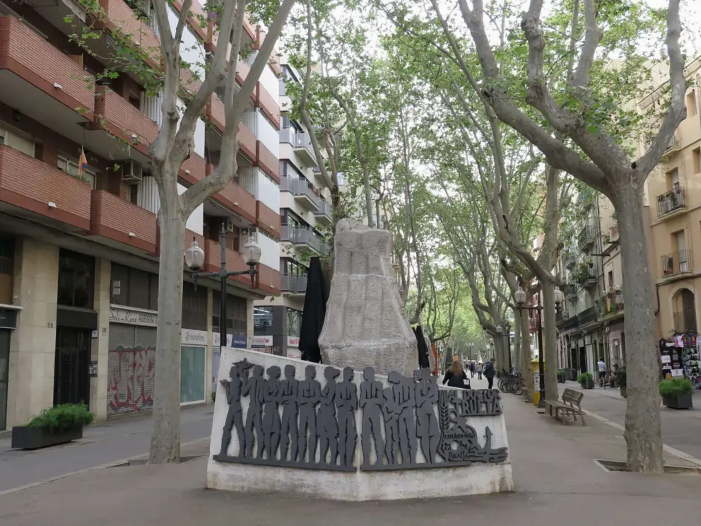 Statue in the walkway that runs down Rambla del Poblenou. 