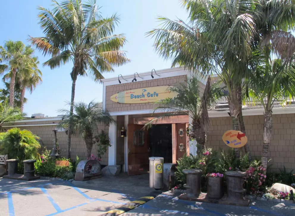 Entrance to the cafe. Feels a little like you're in Hawaii!