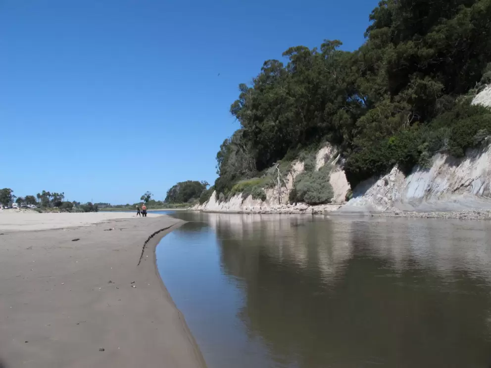 It's peaceful to walk beside the lagoon when you reach the east end of the beach.