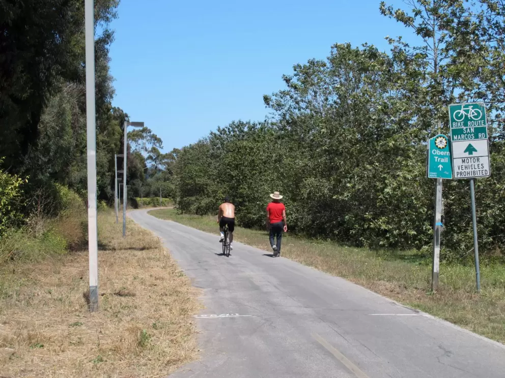 The bike path near Walnut Lane, where there is an entry point.