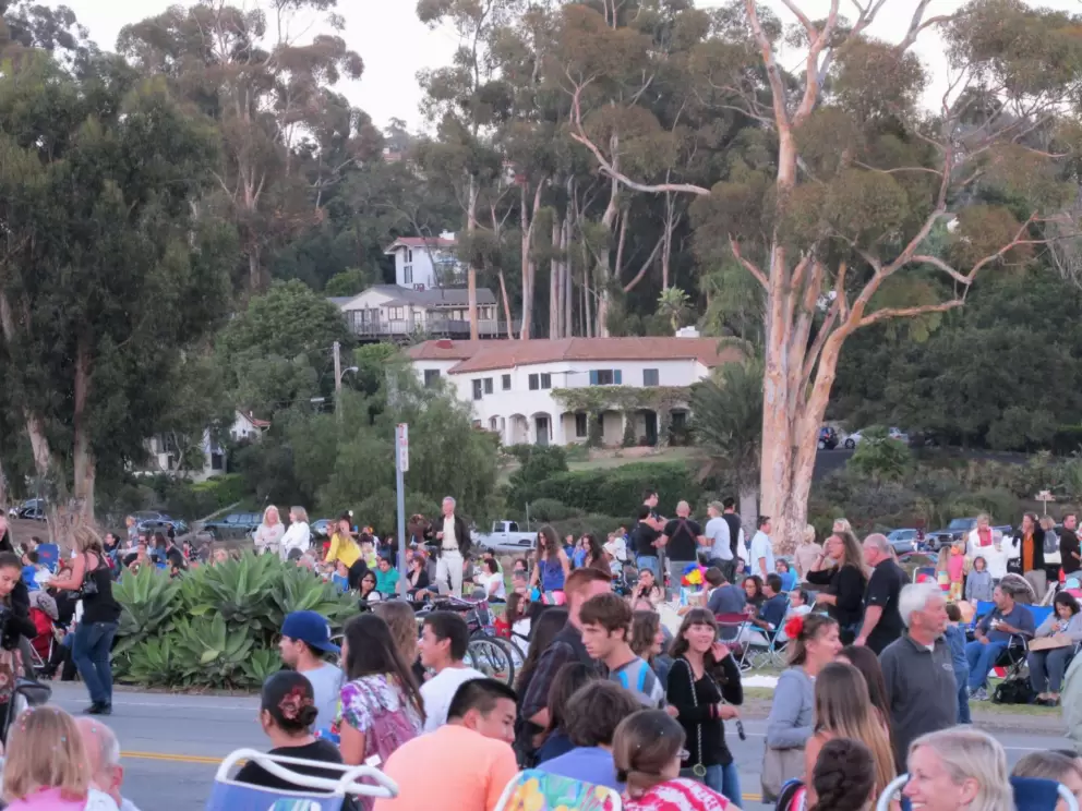 Crowds gather before the start of Fiesta Pequena.