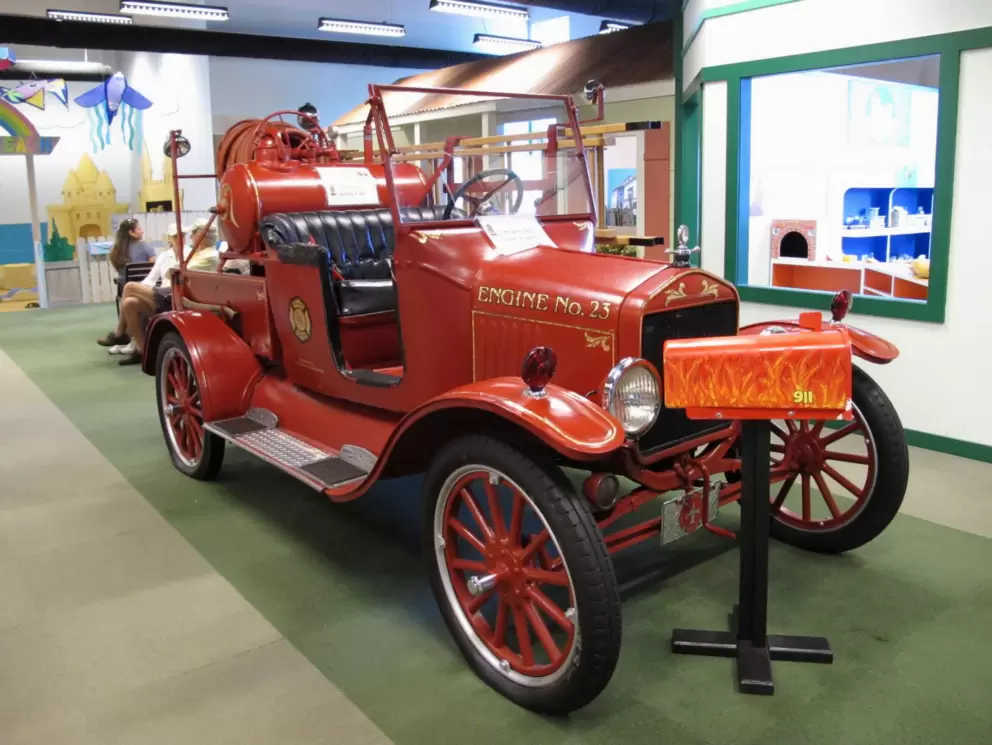 Old fire engine.