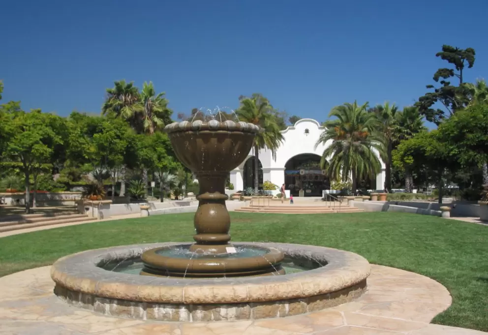 As you enter from the corner of Garden and Cabrillo...